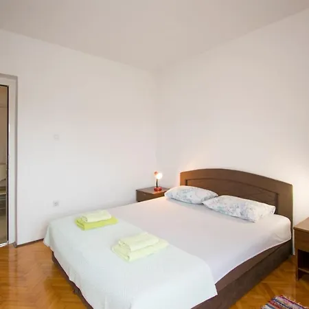 M In Apartment *